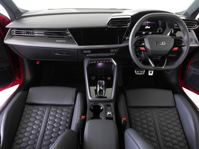 2025 AUDI RS3 SPORTBACK — фото 7