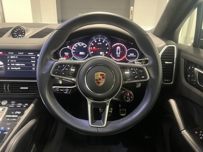 PORSCHE CAYENNE - 9