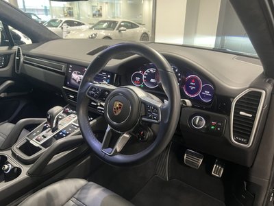 PORSCHE CAYENNE - 7