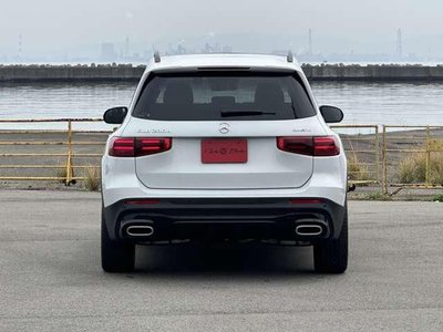 MERCEDES-BENZ GLB - 8