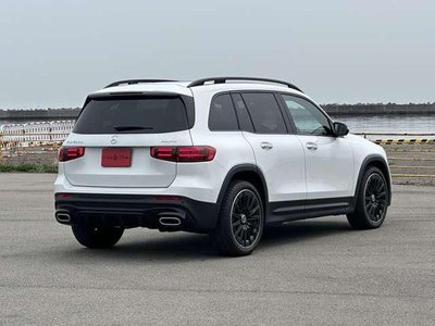 MERCEDES-BENZ GLB - 2