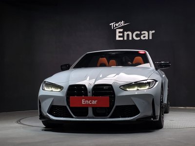 2022 BMW M4 照片 2