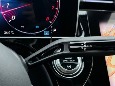 صورة 9 لـ 2025 Mercedes-BENZ E-CLASS