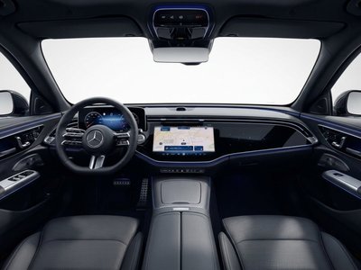 صورة 4 لـ 2025 Mercedes-BENZ E-CLASS