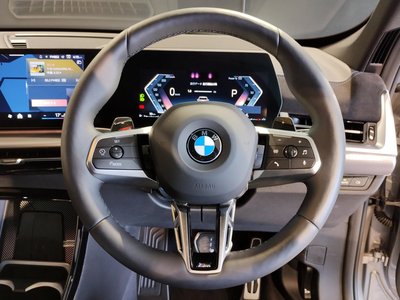 2025 BMW X1 — миниатюра 15