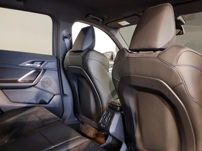 2025 BMW X1 — миниатюра 51