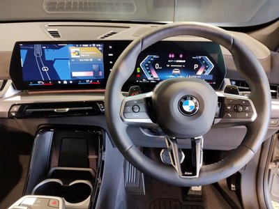 2025 BMW X1 — миниатюра 33