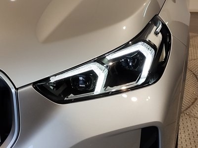 2025 BMW X1 — миниатюра 62