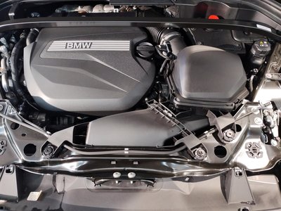 2025 BMW X1 — миниатюра 16