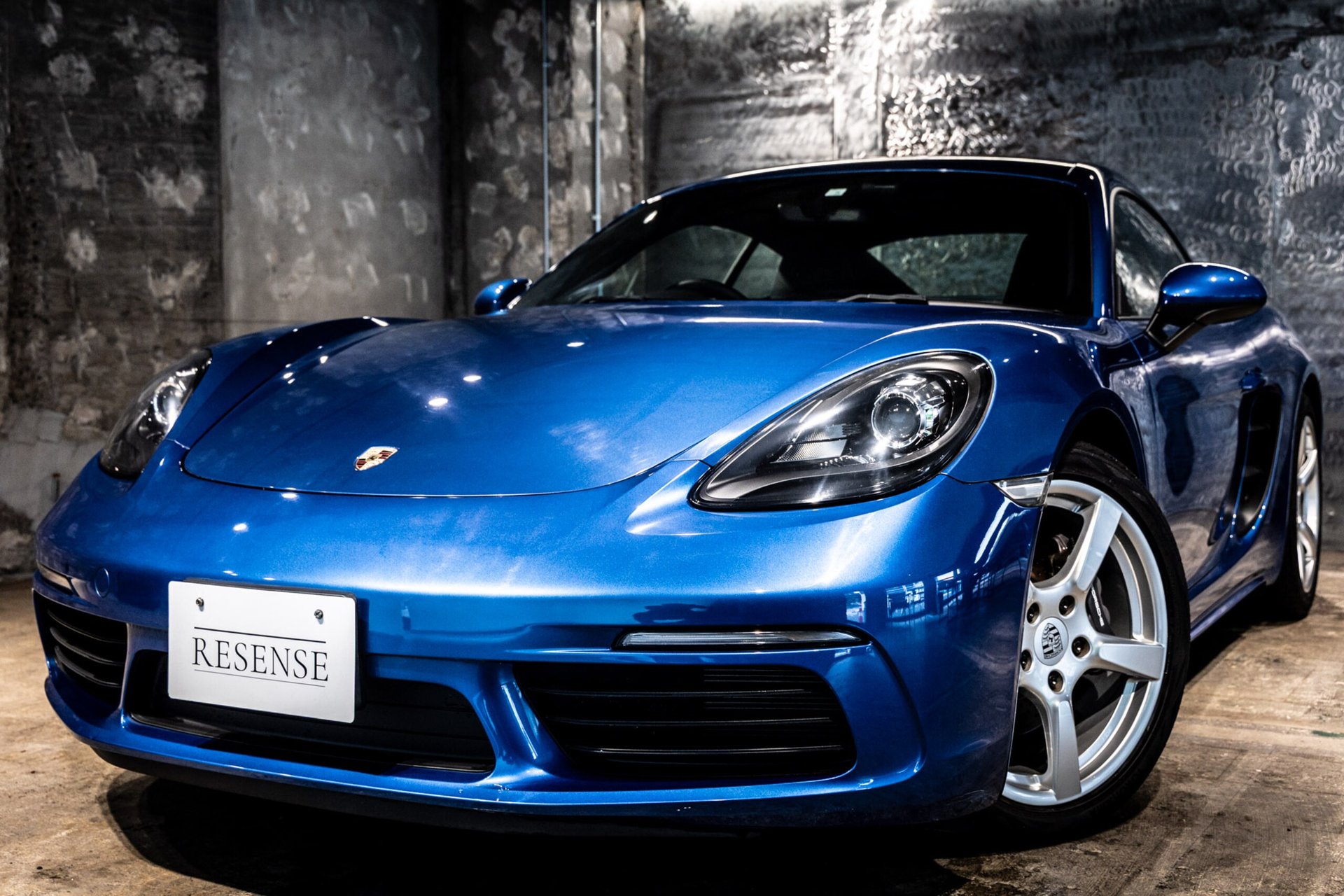 PORSCHE 718 CAYMAN - View 1