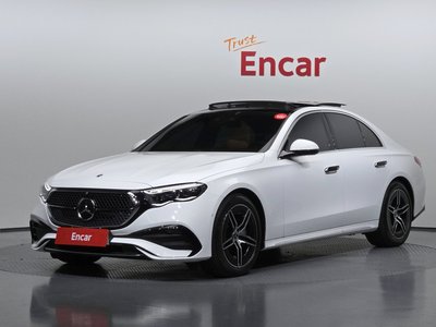 MERCEDES-BENZ E-CLASS - 1