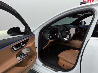 MERCEDES-BENZ E-CLASS - 10