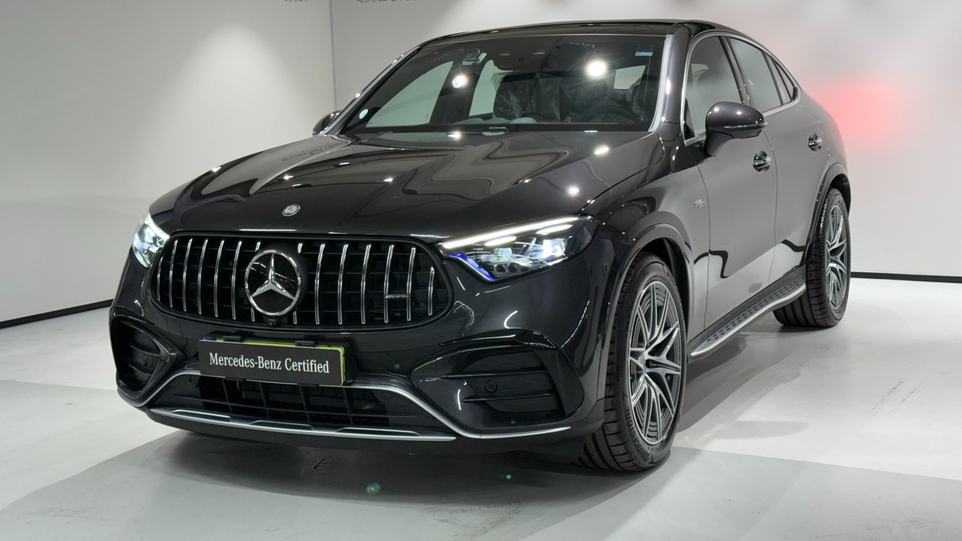 MERCEDES-BENZ GLC - View 1