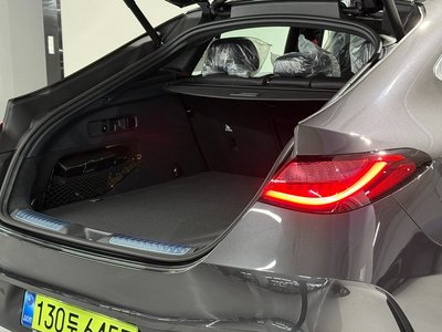 MERCEDES-BENZ GLC - 10