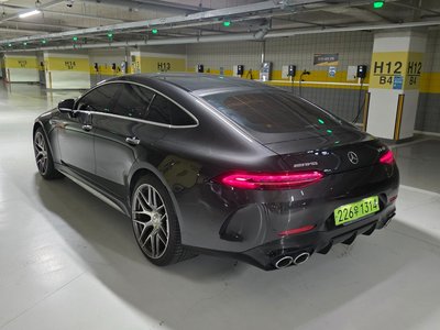 MERCEDES-BENZ GT AMG - 9