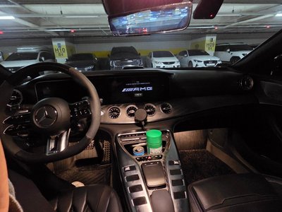 MERCEDES-BENZ GT AMG - 4