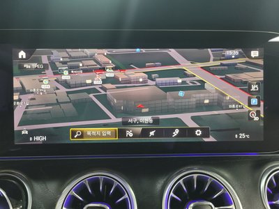 MERCEDES-BENZ E-CLASS - 9