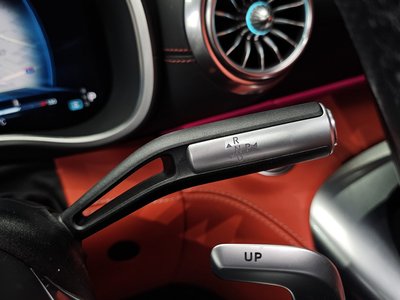 MERCEDES-BENZ SL - 9