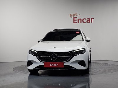 MERCEDES-BENZ E-CLASS - 2