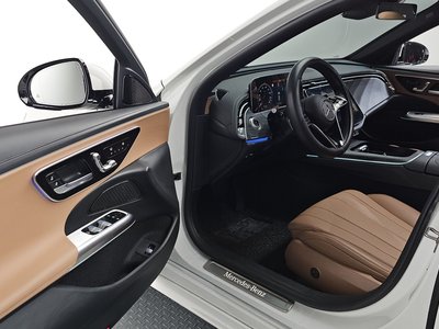 MERCEDES-BENZ E-CLASS - 10