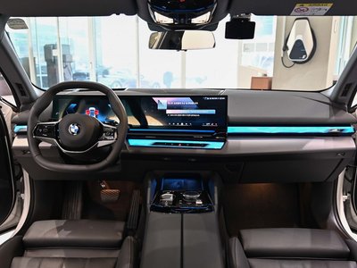 BMW 5 SERIES - 8