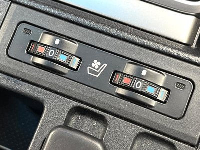 TOYOTA LAND CRUISER PRADO - 9