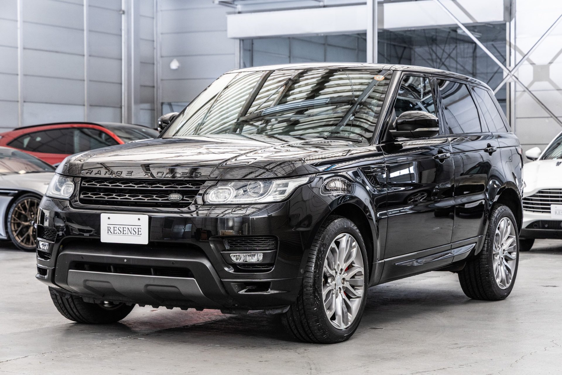 LAND ROVER RANGE ROVER SPORT - View 1