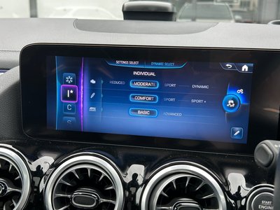 2024 Mercedes-BENZ GLA AMG — миниатюра 37