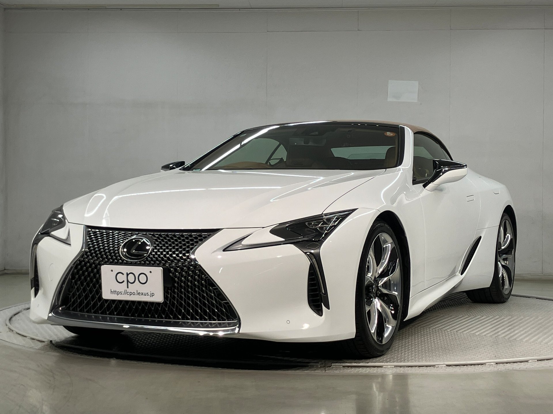 LEXUS LC CONVERTIBLE - View 1