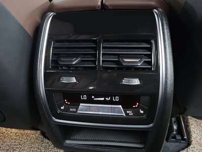 2024 BMW X5 thumbnail 26