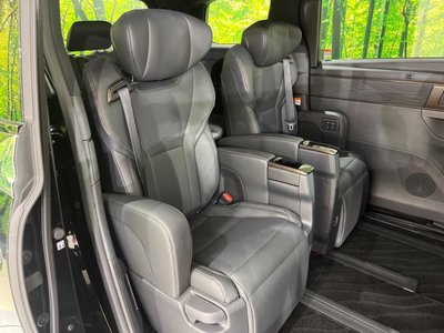 2025 TOYOTA ALPHARD photo 8