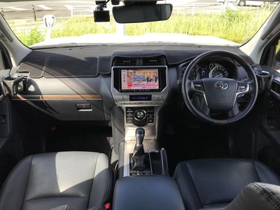 2021 Toyota LAND CRUISER PRADO — миниатюра 11