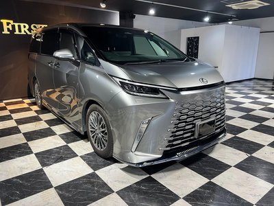 صورة 4 لـ 2024 Lexus LM