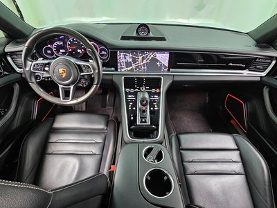 PORSCHE PANAMERA - 5