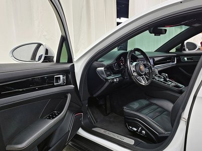 PORSCHE PANAMERA - 10