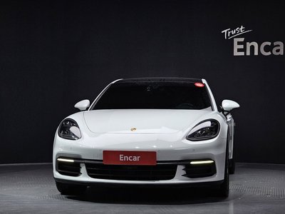 PORSCHE PANAMERA - 2