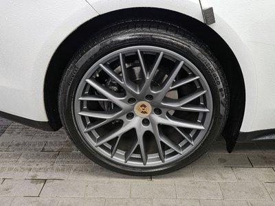 PORSCHE PANAMERA - 6