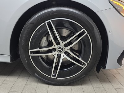 MERCEDES-BENZ E-CLASS - 8