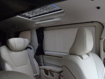 صورة مصغرة 17 لـ 2024 Lexus LM