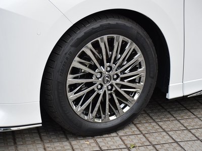 صورة مصغرة 25 لـ 2024 Lexus LM