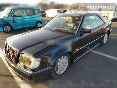 MERCEDES-BENZ E-CLASS - 4