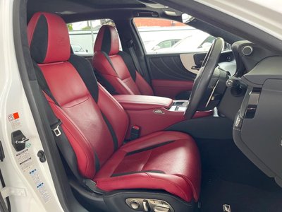 صورة 8 لـ 2018 Lexus LS