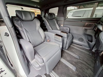 2023 Toyota VELLFIRE — миниатюра 11