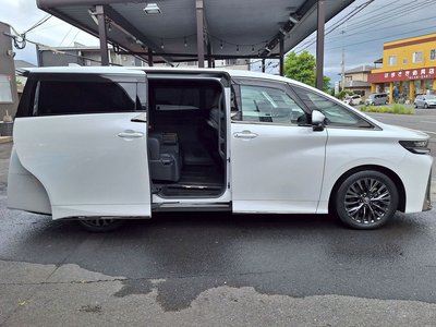 2023 Toyota VELLFIRE — миниатюра 17