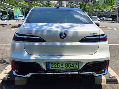 BMW 7 SERIES - 9