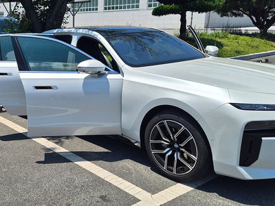 BMW 7 SERIES - 7
