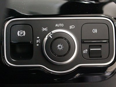2025 Mercedes-BENZ A-CLASS 缩略图 13