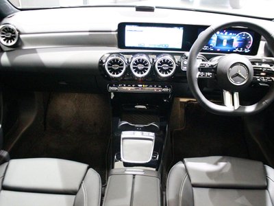 صورة 7 لـ 2025 Mercedes-BENZ A-CLASS