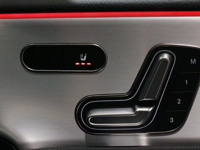 2025 Mercedes-BENZ A-CLASS 缩略图 16