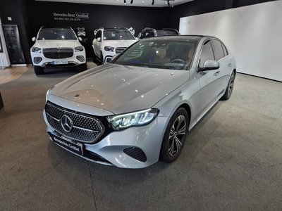 MERCEDES-BENZ E-CLASS - 1
